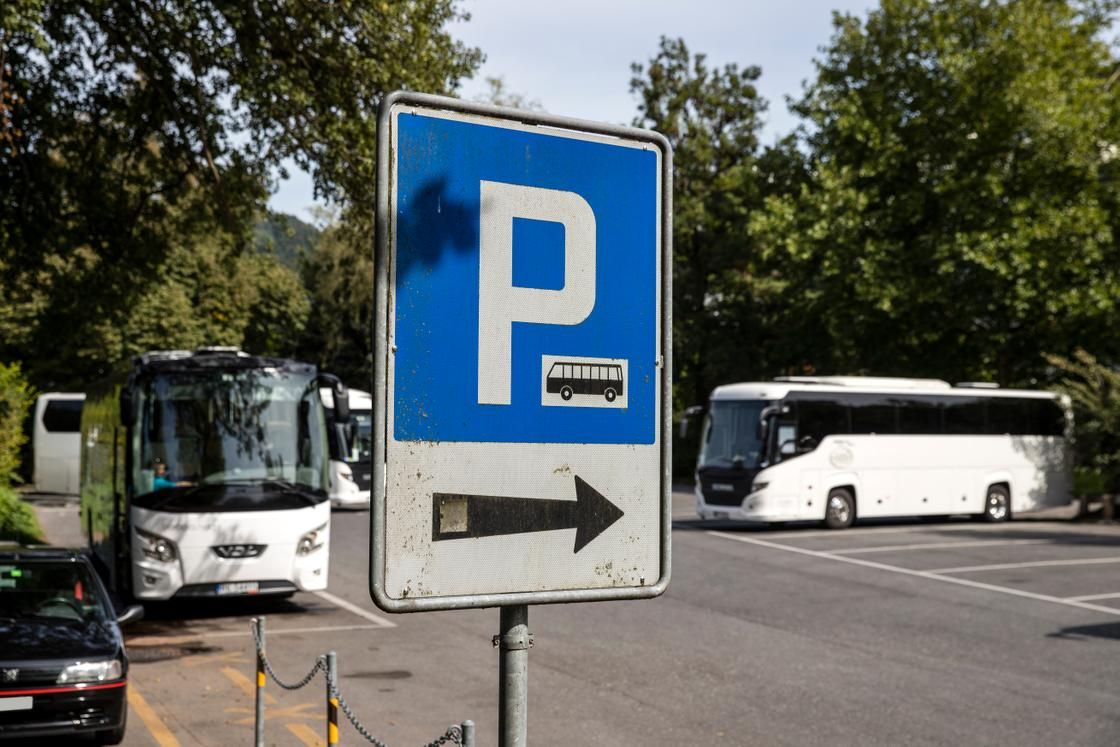 Stadt Luzern will App für Car-Parkplätze 2019 einführen