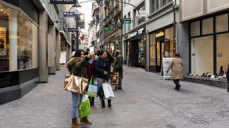 Touristiker fordern Sonntagsverkäufe – Luzerner Detaillisten sind skeptisch